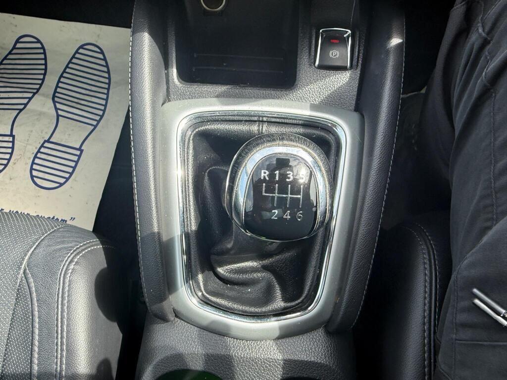 Used Nissan Qashqai 2017 for sale - 76689869: Photo 25