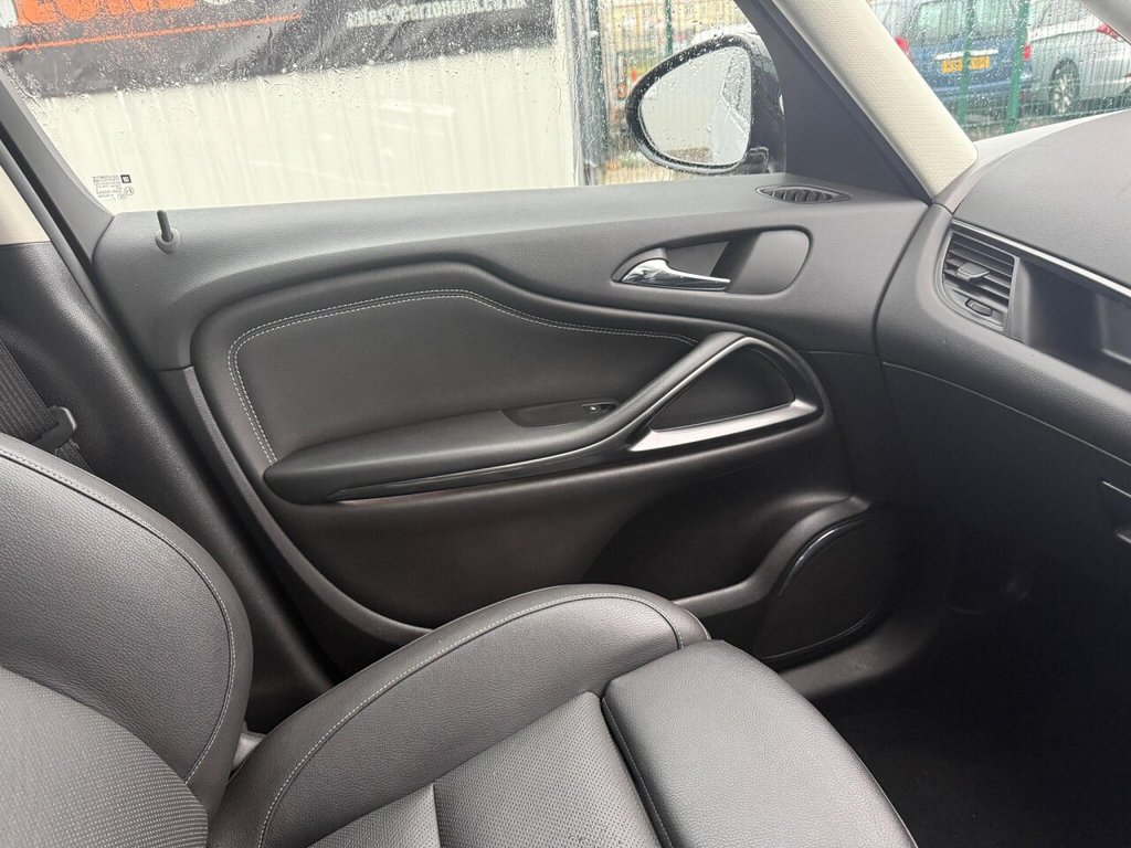 Used Vauxhall Zafira 2017 for sale - 77161641: Photo 15