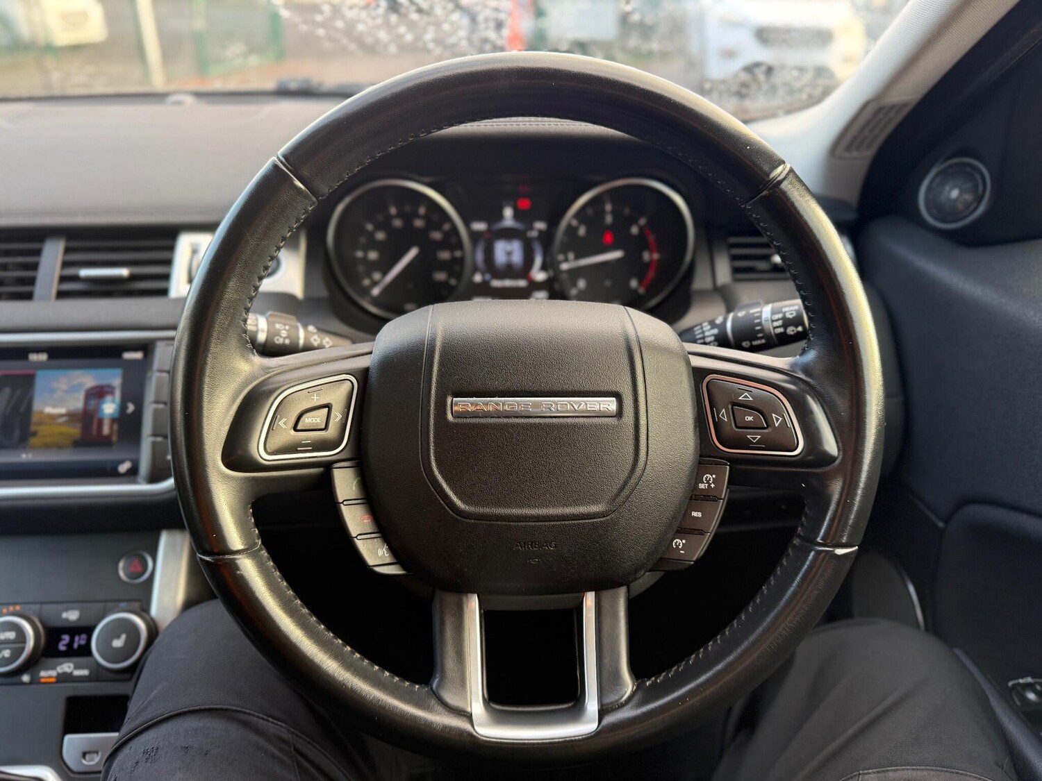 Used Land Rover Range Rover Evoque 2018 for sale - 77812889: Photo 24