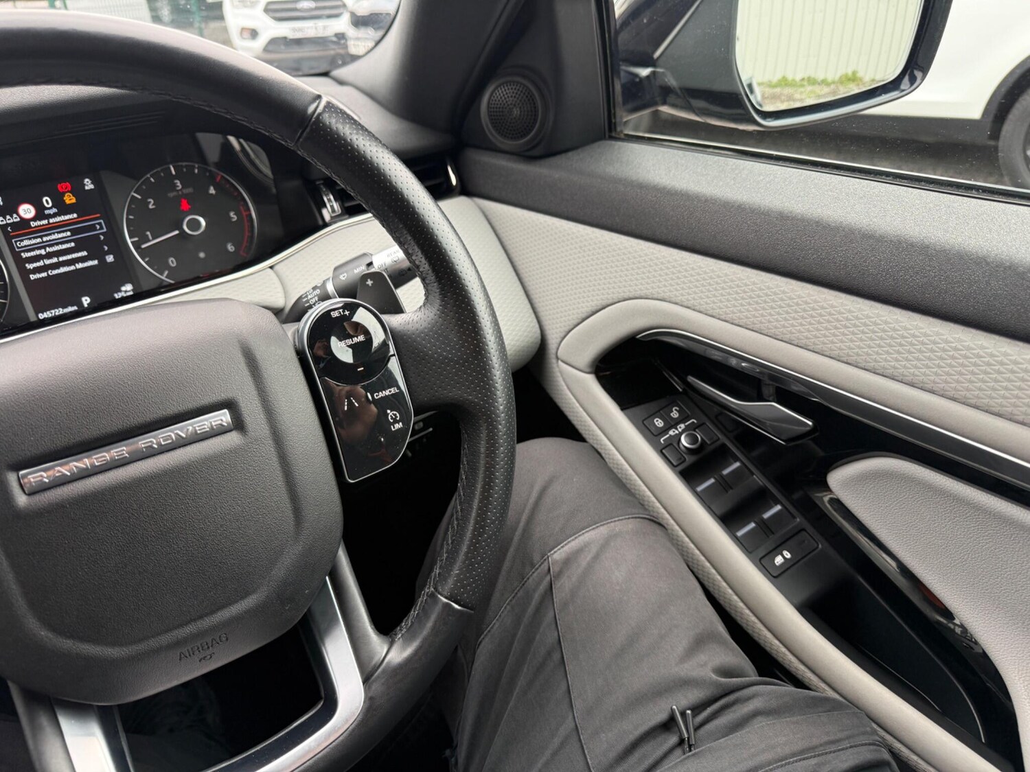 Used Land Rover Range Rover Evoque 2019 for sale - 77812877: Photo 10