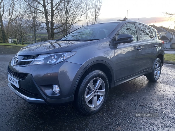Used Toyota RAV4 2015 for sale - 76977255: Photo 5
