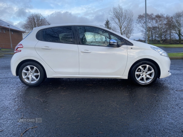 Used Peugeot 208 2014 for sale - 77332338: Photo 3