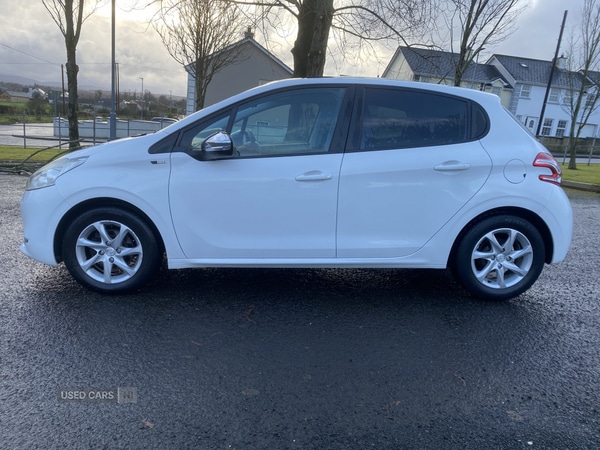 Used Peugeot 208 2014 for sale - 77332338: Photo 7