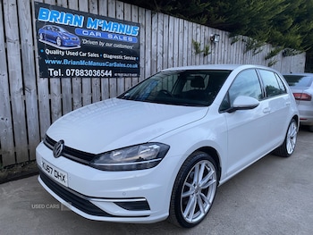 Used Volkswagen Golf 2017 for sale - 76099696: Photo