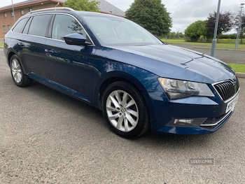 Used Skoda Superb 2018 for sale - 75464445: Photo