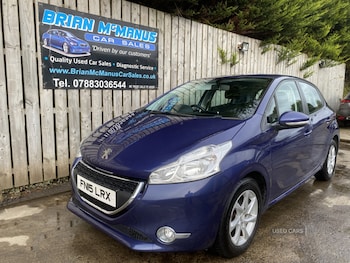 Used Peugeot 208 2015 for sale - 76002652: Photo