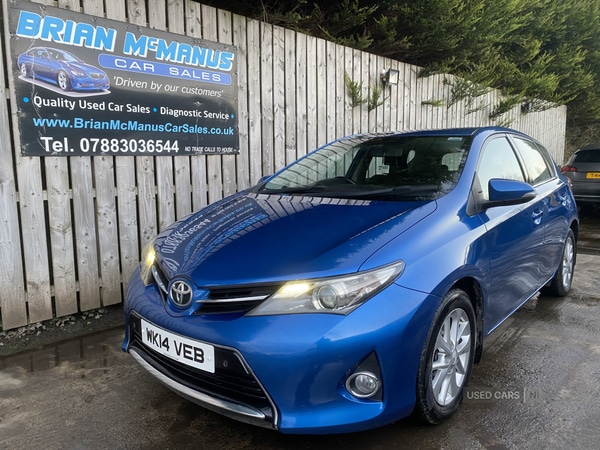 Used Toyota Auris 2014 for sale - 76621325: Photo 2