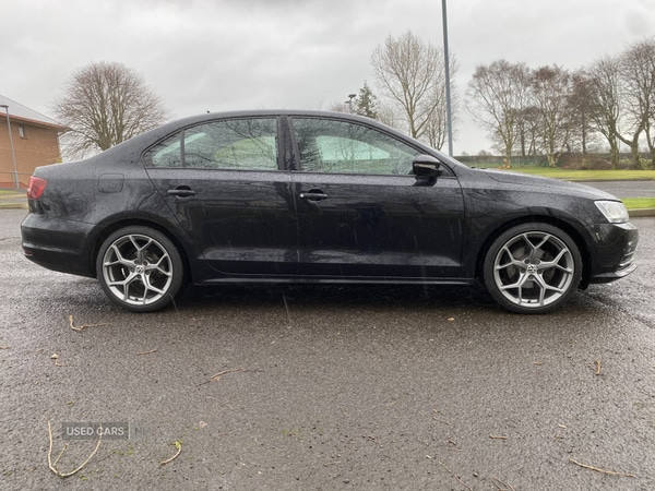 Used Volkswagen Jetta 2015 for sale - 76850643: Photo 1