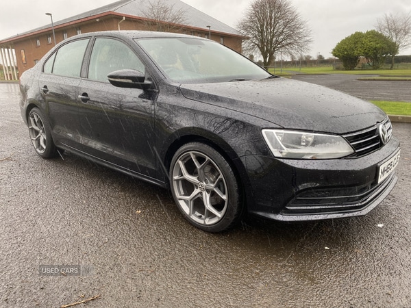 Used Volkswagen Jetta 2015 for sale - 76850643: Photo 2