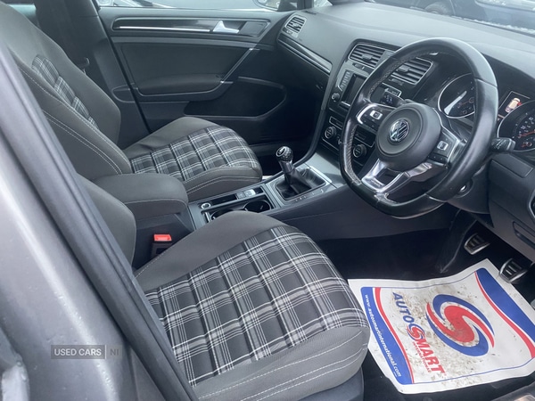 Used Volkswagen Golf 2015 for sale - 76522905: Photo 6