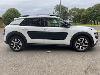 Used Citroen C4 Cactus 2015 for sale - 75052221: Photo