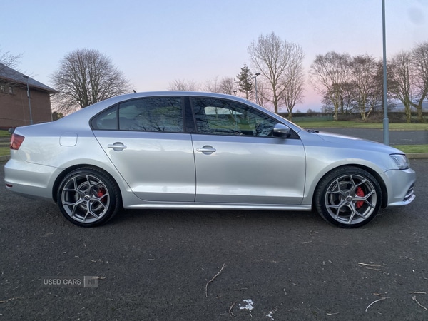 Used Volkswagen Jetta 2015 for sale - 77794591: Photo 4