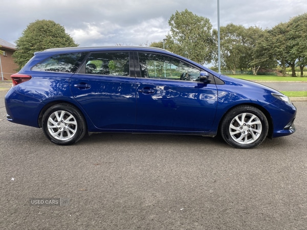 Used Toyota Auris 2017 for sale - 75782718: Photo 3