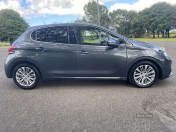 Used Peugeot 208 2015 for sale - 75280860: Photo