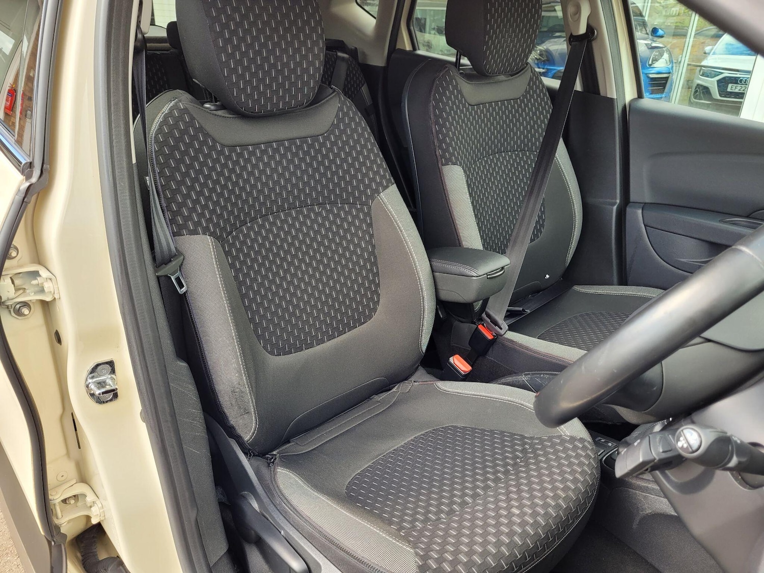 Used Renault Captur 2018 for sale - 78058583: Photo 18