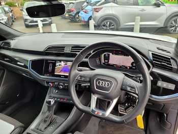 Used Audi Q3 2023 for sale - 78959839: Photo