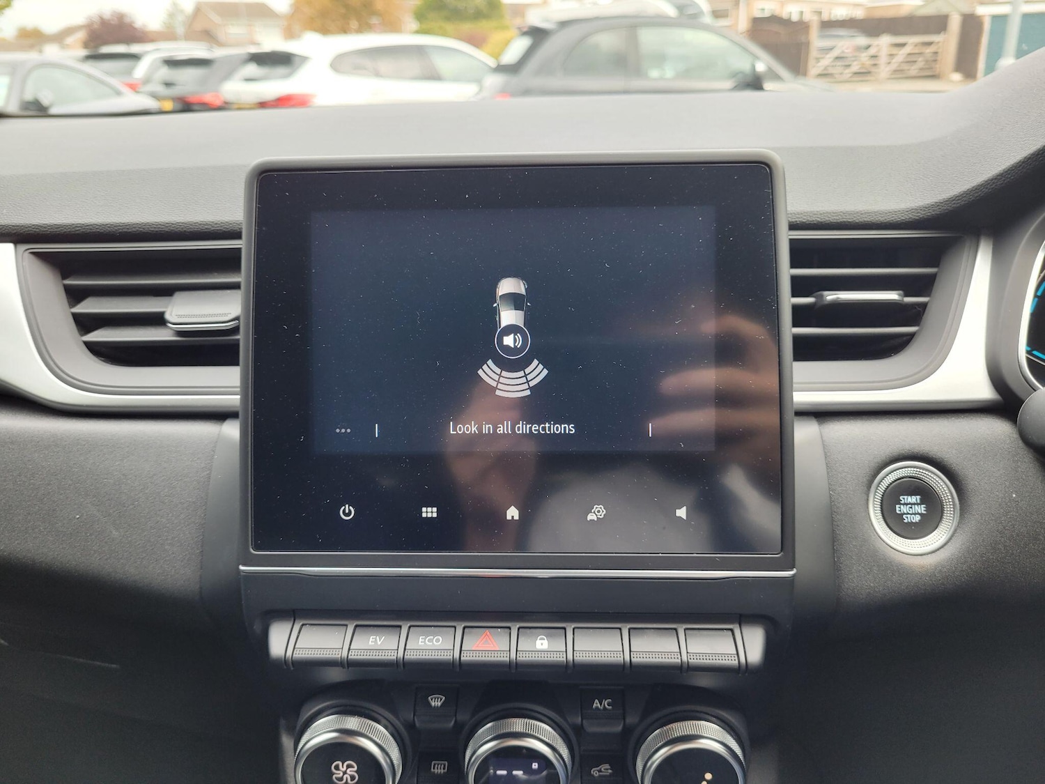 Used Renault Captur 2022 for sale - 76549115: Photo 23