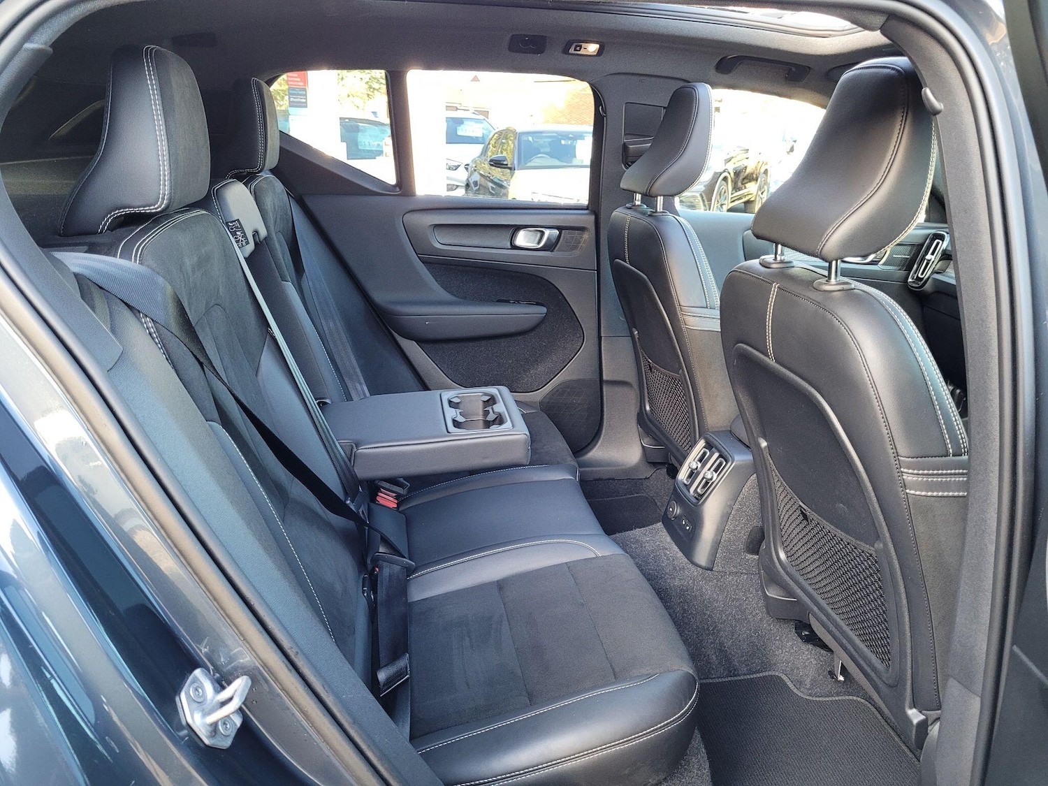 Used Volvo XC40 2021 for sale - 76714422: Photo 34