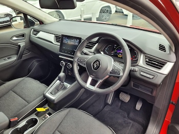Used Renault Captur 2024 for sale - 75414647: Photo