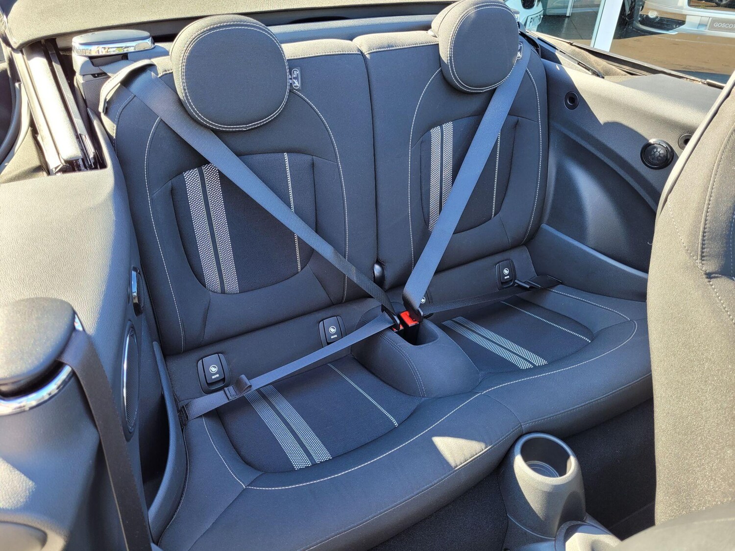 Used MINI Convertible 2018 for sale - 76109130: Photo 15