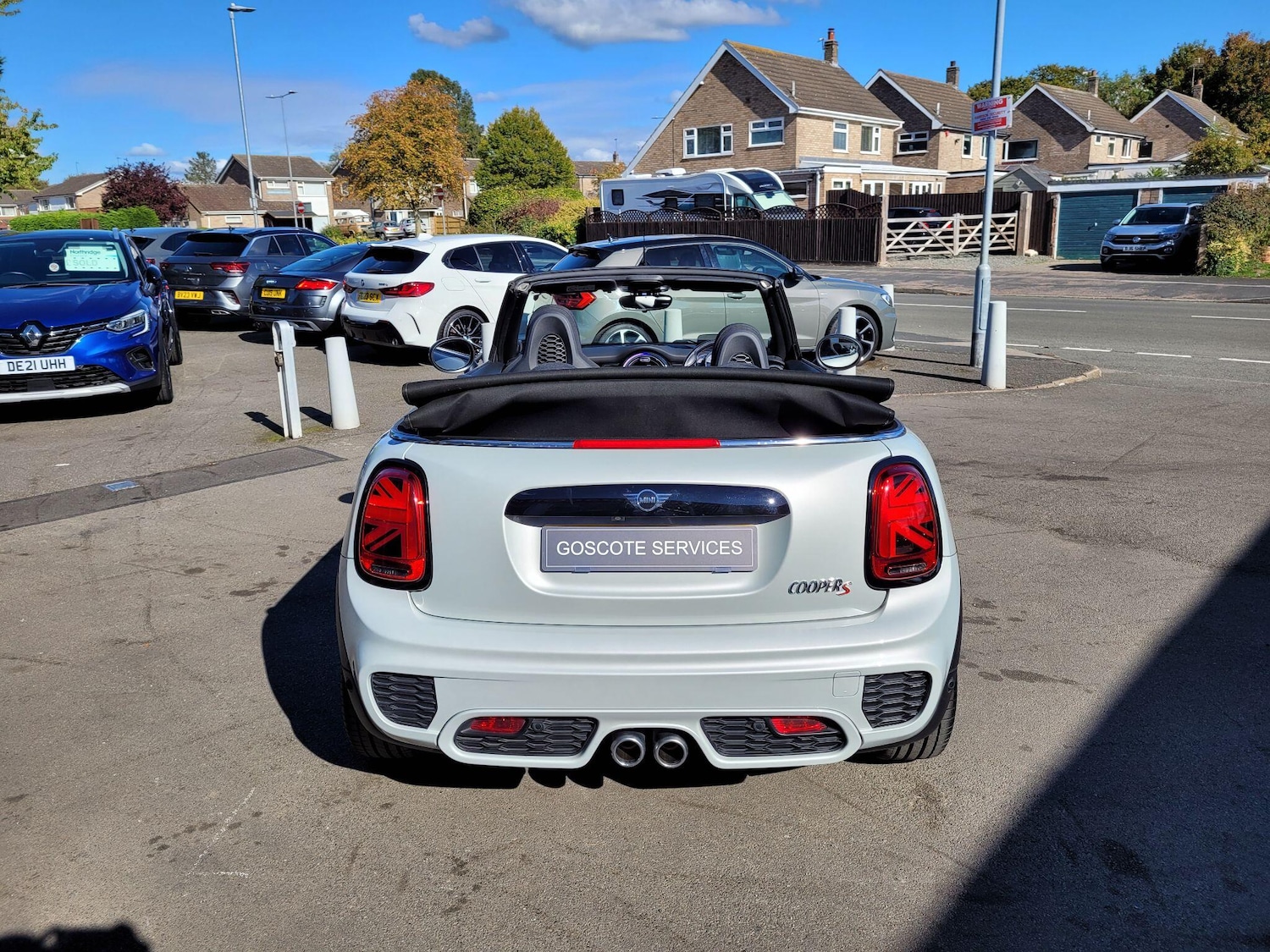 Used MINI Convertible 2018 for sale - 76109130: Photo 5