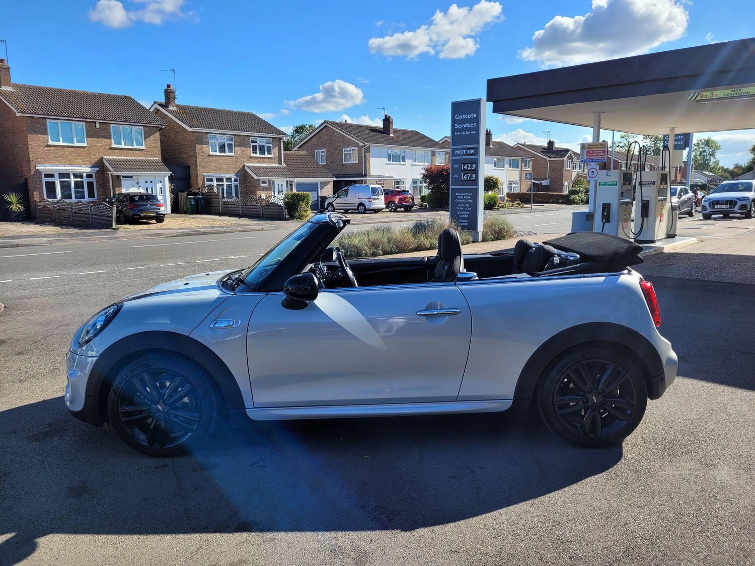 Used MINI Convertible 2018 for sale - 76109130: Photo 7