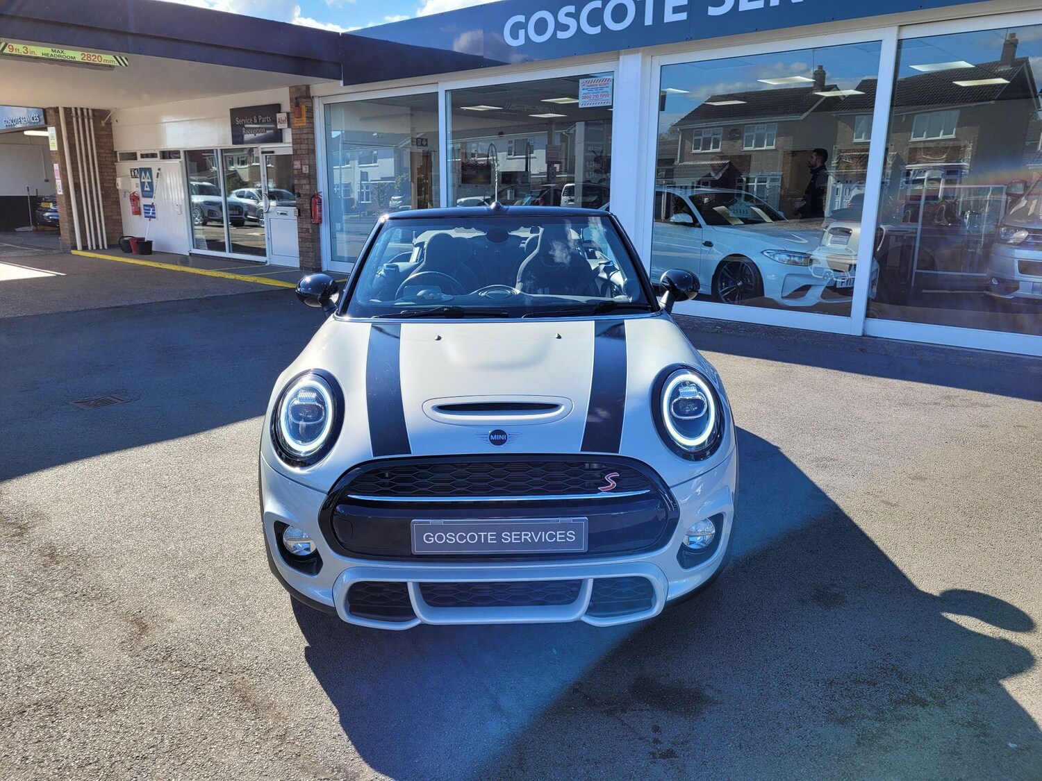 Used MINI Convertible 2018 for sale - 76109130: Photo 9