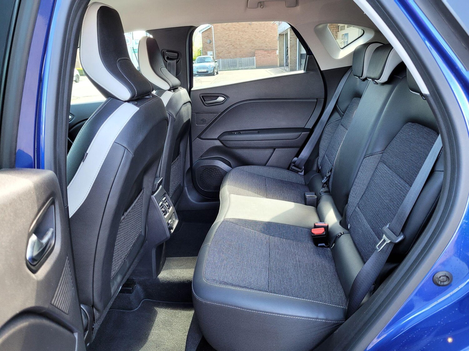 Vehicle 29