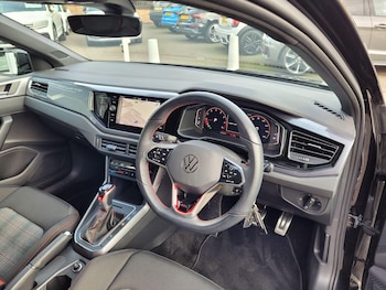 Used Volkswagen Polo 2023 for sale - 76337607: Photo