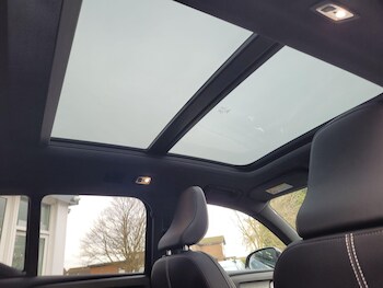 Used Volvo XC40 2022 for sale - 77132049: Photo