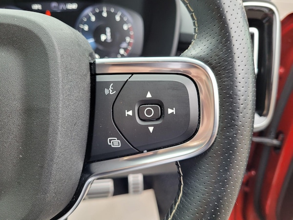 Used Volvo XC40 2020 for sale - 76227245: Photo 24