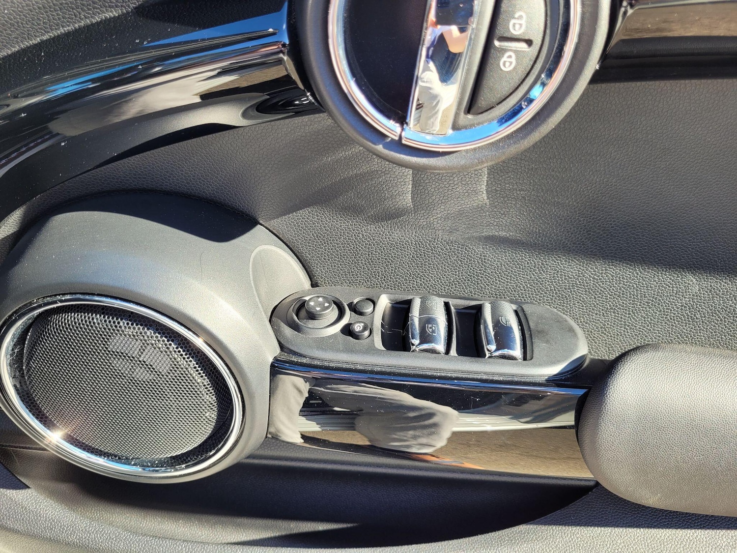 Used MINI Convertible 2018 for sale - 78170559: Photo 13