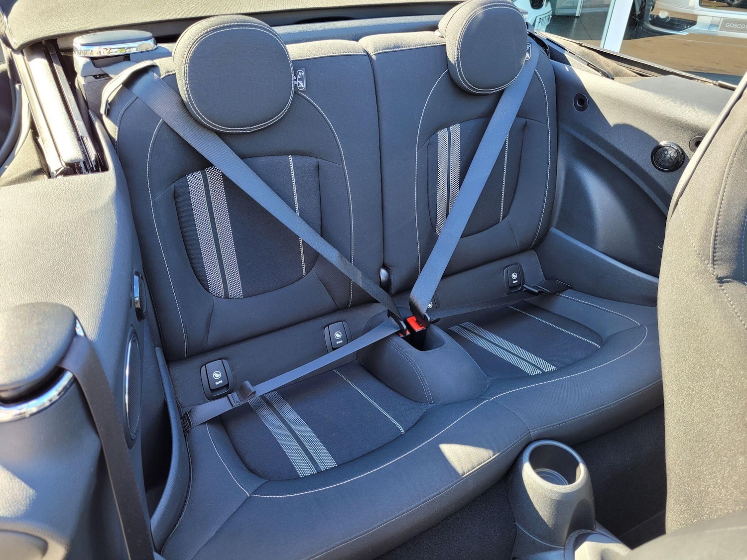 Used MINI Convertible 2018 for sale - 78170559: Photo 15