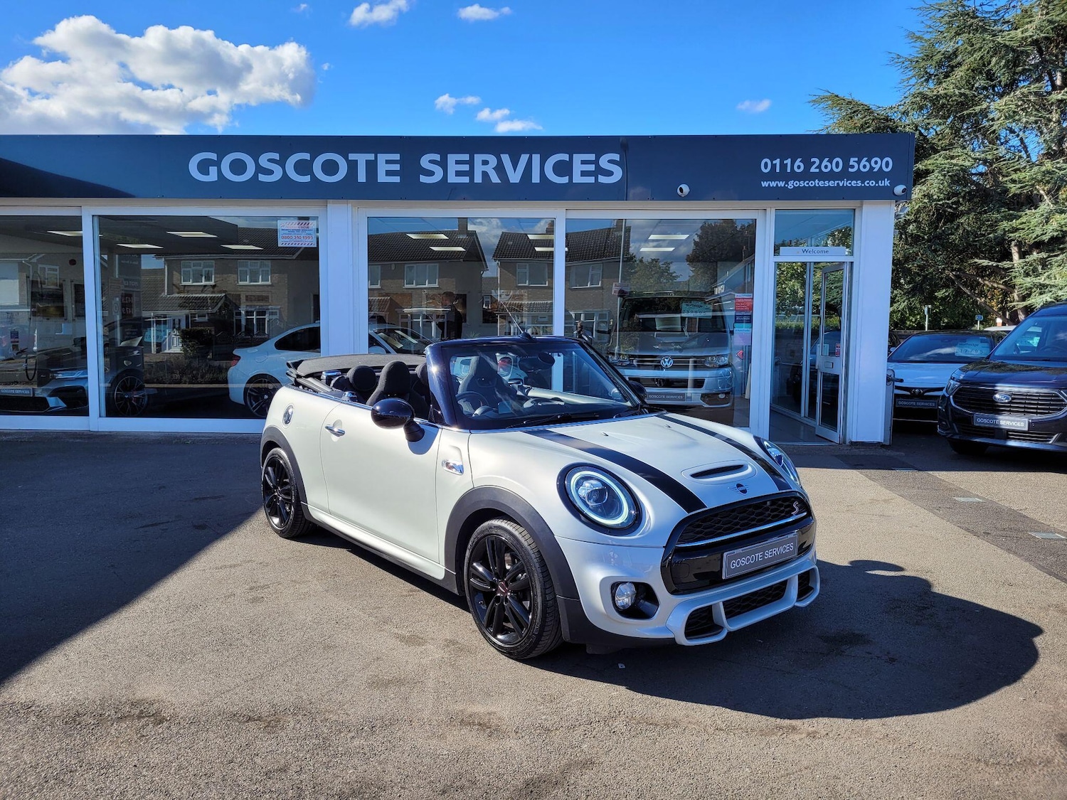 Used MINI Convertible 2018 for sale - 78170559: Photo 3