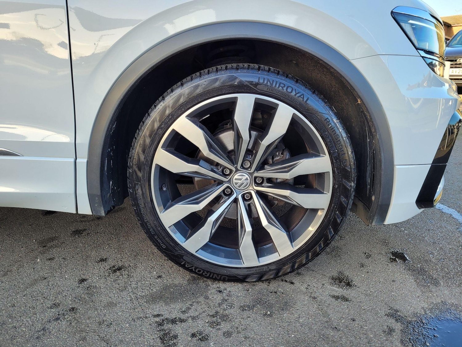 Used Volkswagen Tiguan 2018 for sale - 76607472: Photo 15