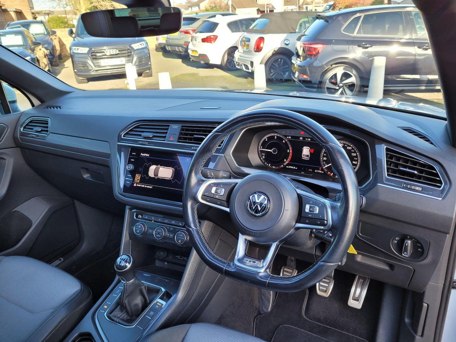 Used Volkswagen Tiguan 2018 for sale - 76607472: Photo 2