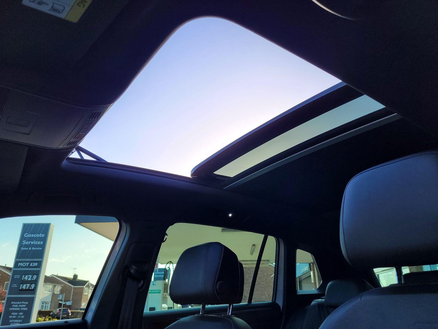 Used Volkswagen Tiguan 2018 for sale - 76607472: Photo 3