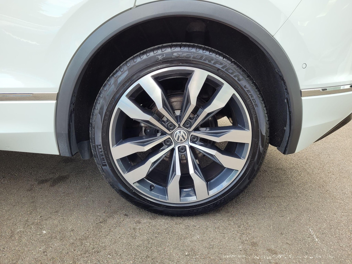 Used Volkswagen Tiguan 2020 for sale - 76136173: Photo 14