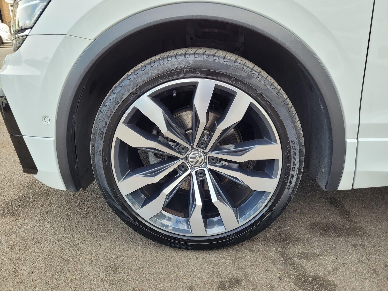 Used Volkswagen Tiguan 2020 for sale - 76136173: Photo 15