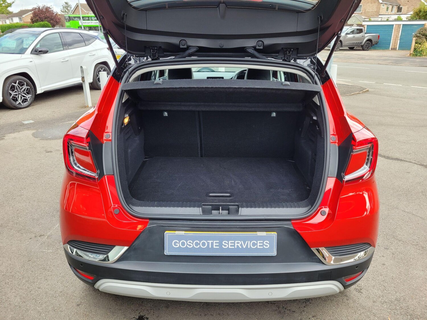 Used Renault Captur 2024 for sale - 76327042: Photo 16