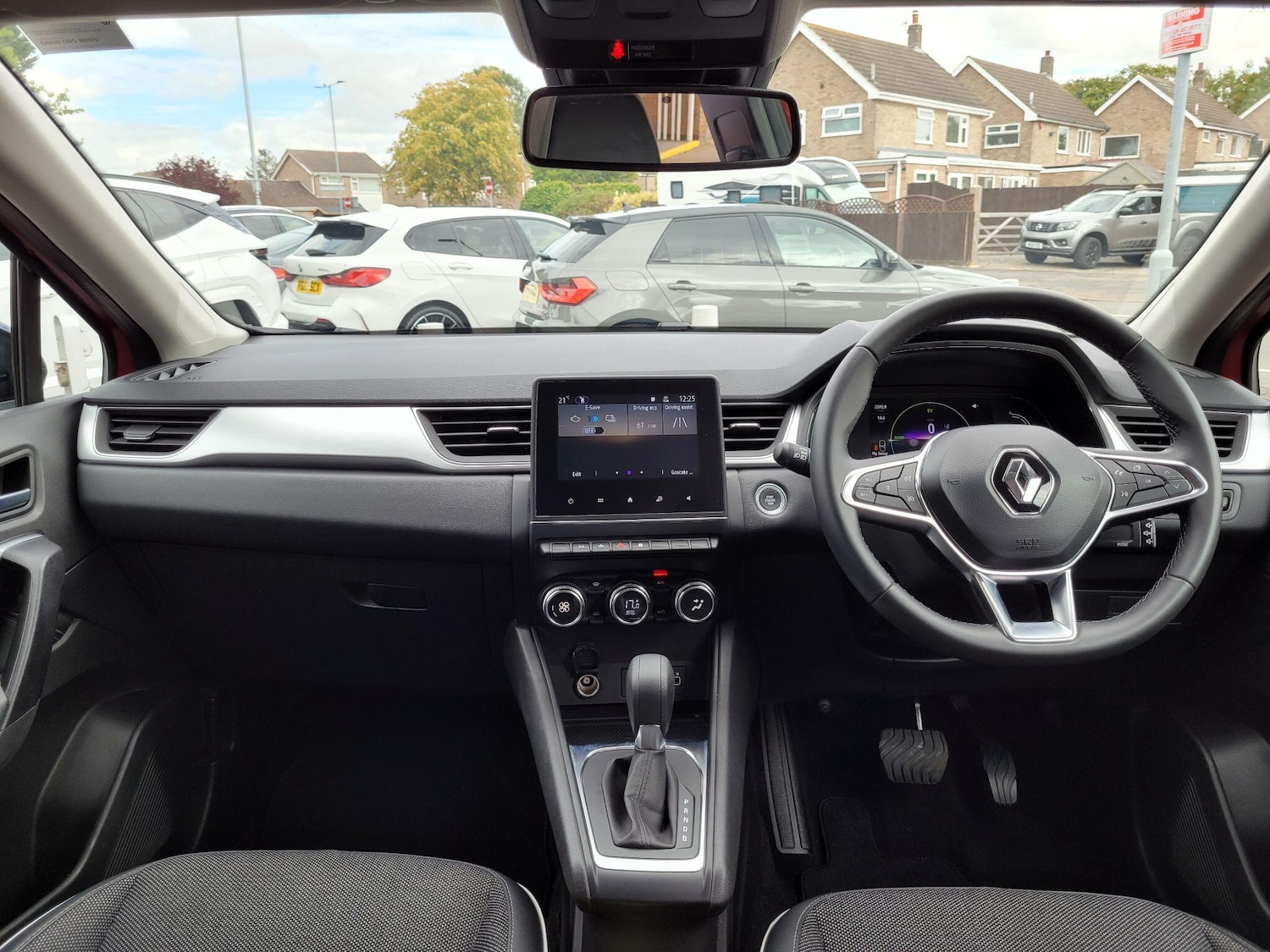 Used Renault Captur 2024 for sale - 76327042: Photo 17