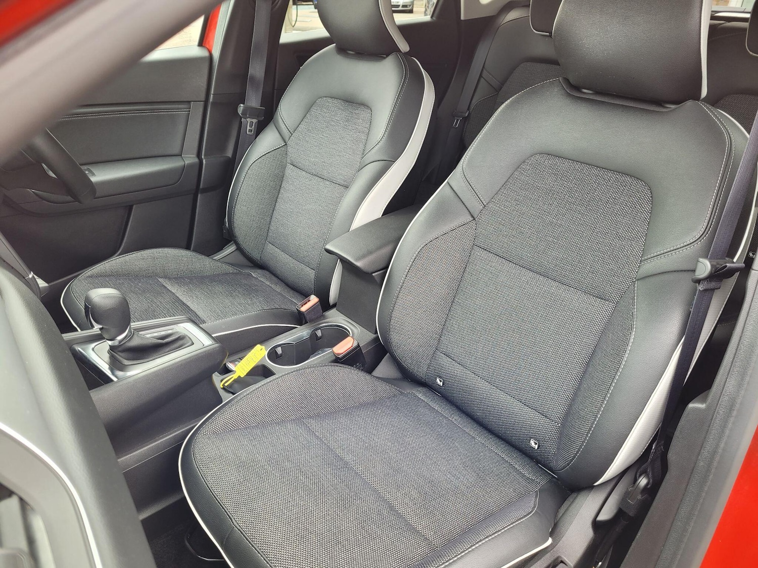 Used Renault Captur 2024 for sale - 76327042: Photo 28