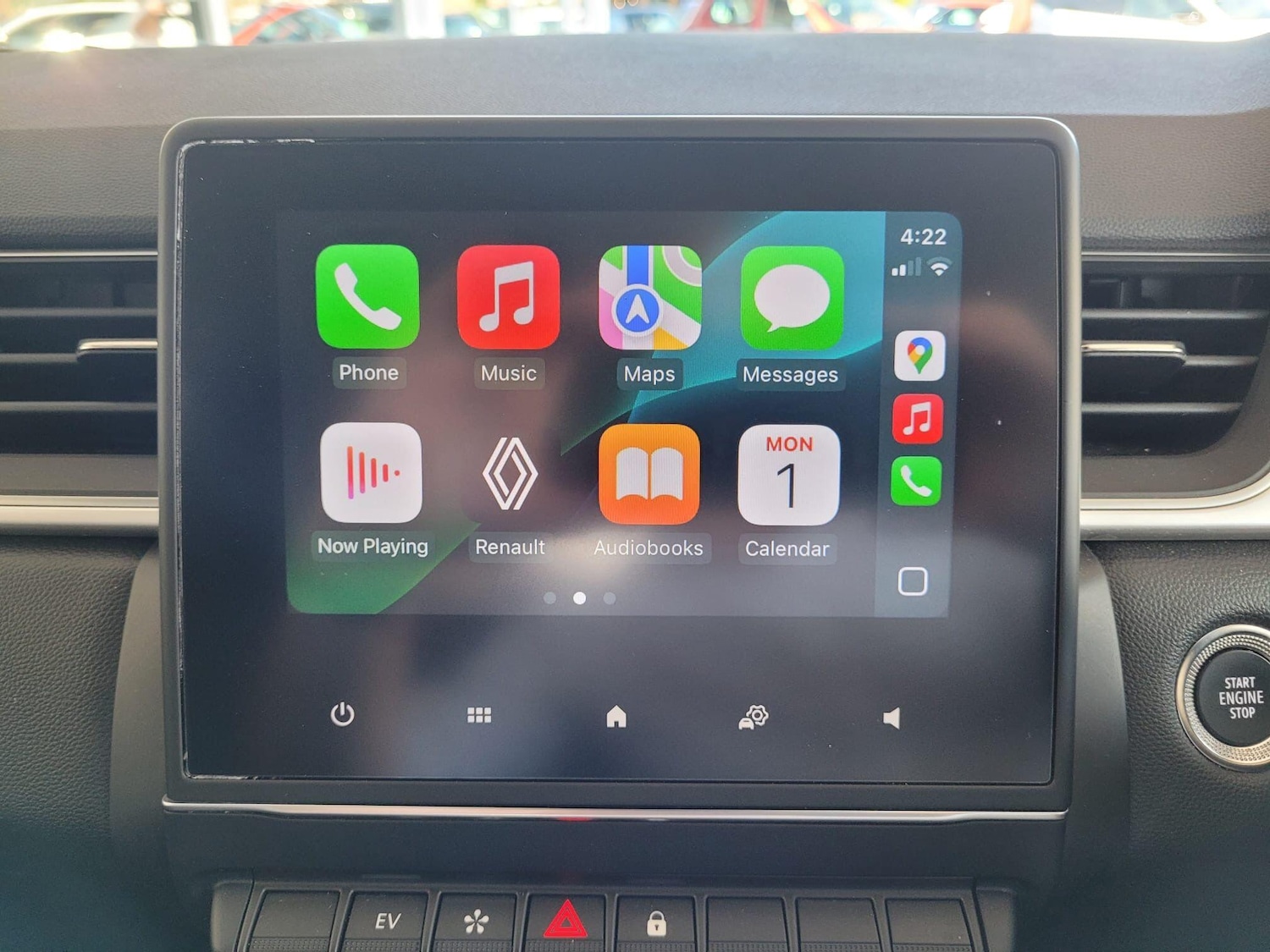 Used Renault Captur 2024 for sale - 76965439: Photo 2