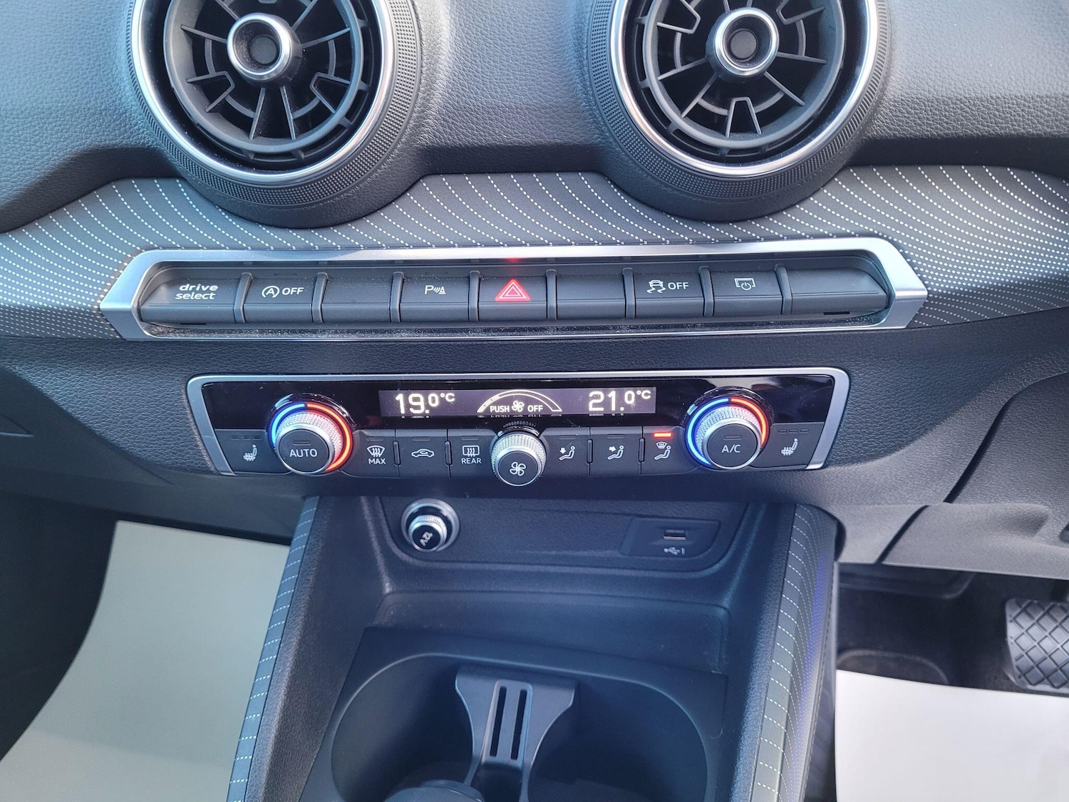 Used Audi Q2 2017 for sale - 77267061: Photo 27