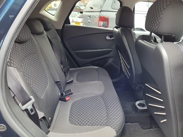 Used Renault Captur 2017 for sale - 76326252: Photo 17
