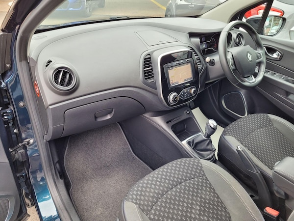 Used Renault Captur 2017 for sale - 76326252: Photo 20