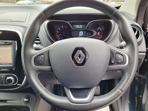Used Renault Captur 2017 for sale - 76326252: Photo 25