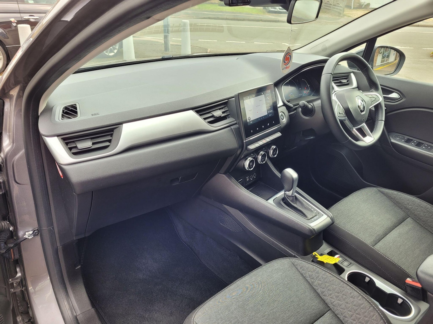 Used Renault Captur 2022 for sale - 76800934: Photo 25