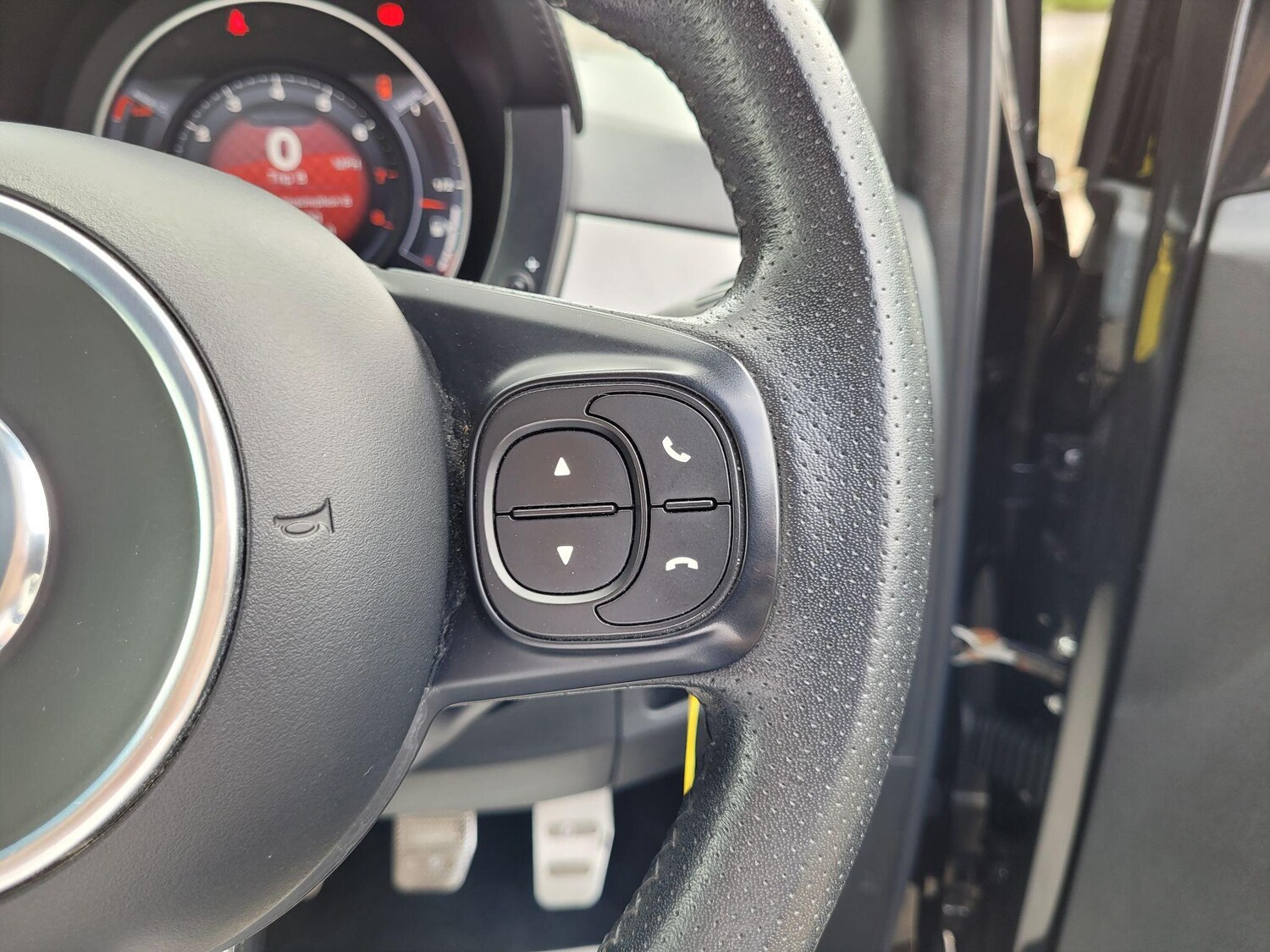 Used Abarth 595 2018 for sale - 76260268: Photo 30