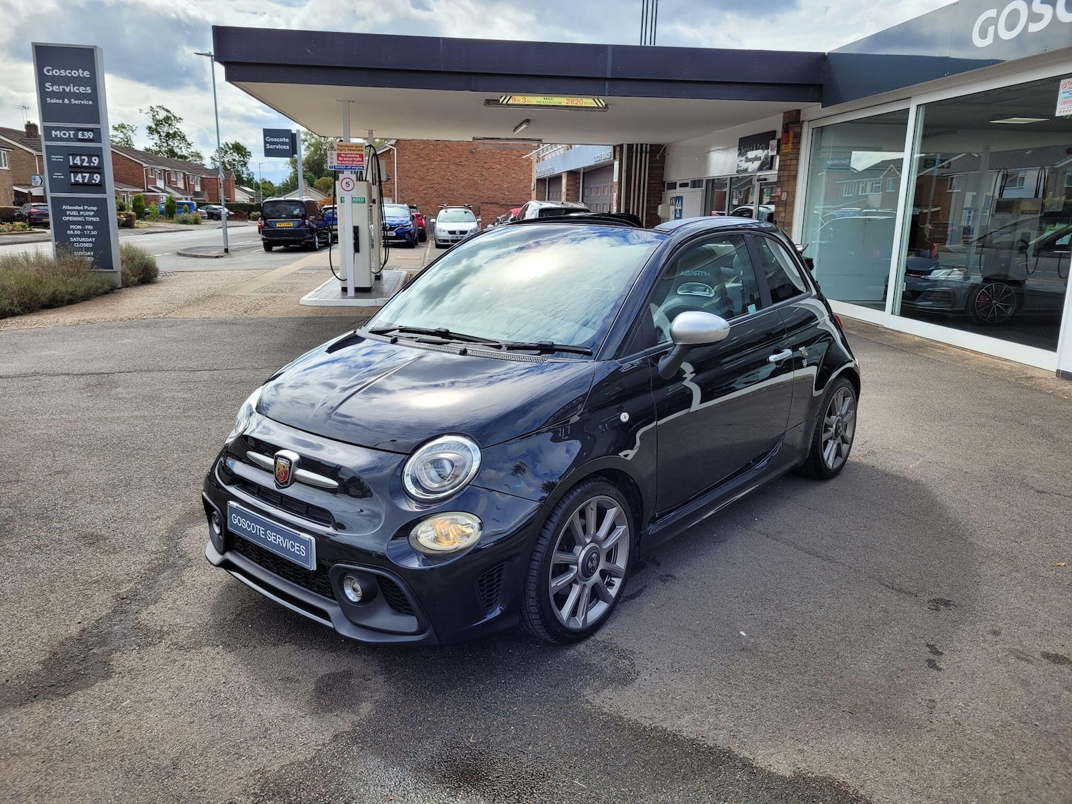 Used Abarth 595 2018 for sale - 76260268: Photo 9